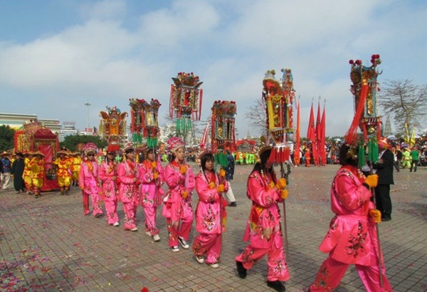 2012年雷州市元宵民俗文化大巡游图片